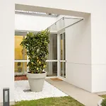 Apartment Lakefront Contemporary - By My In Cadenabbia
