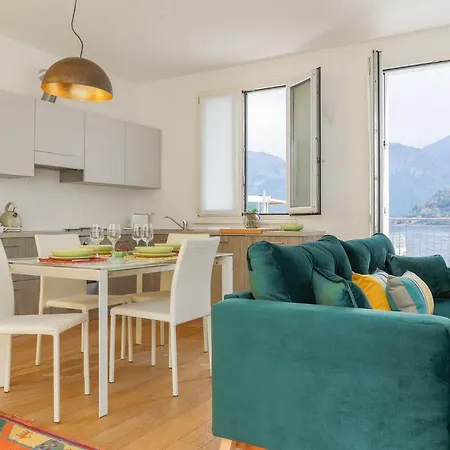 Lakefront Contemporary - By My In דירה Cadenabbia
