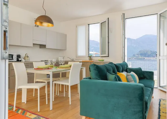 Lakefront Contemporary - By My In Daire Cadenabbia