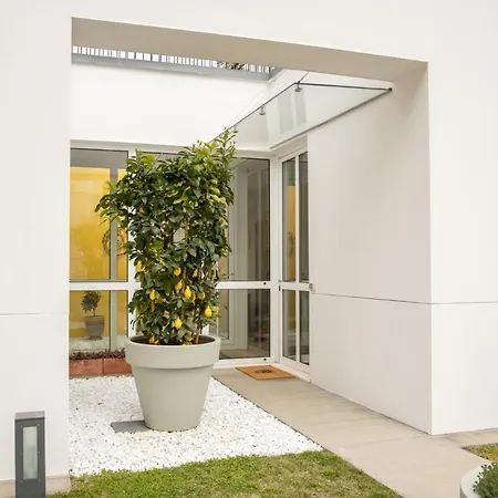 Apartamento Lakefront Contemporary - By My In Cadenabbia